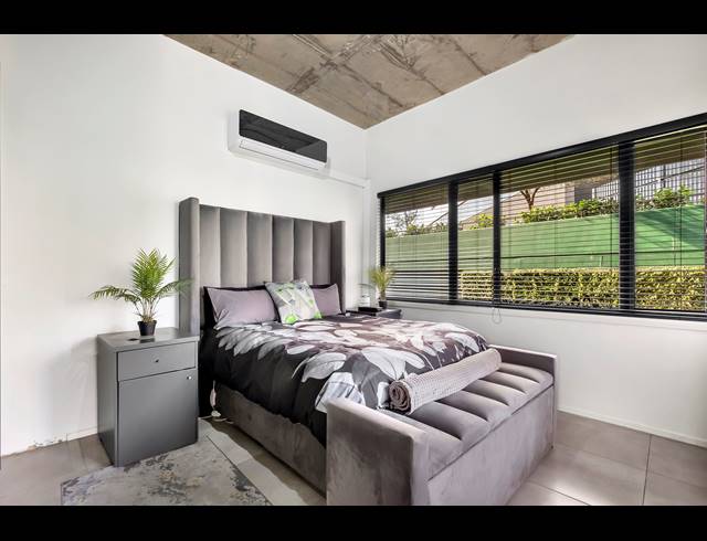 1 BEDROOM APARTMENT FOR SALE IN SANDOWN